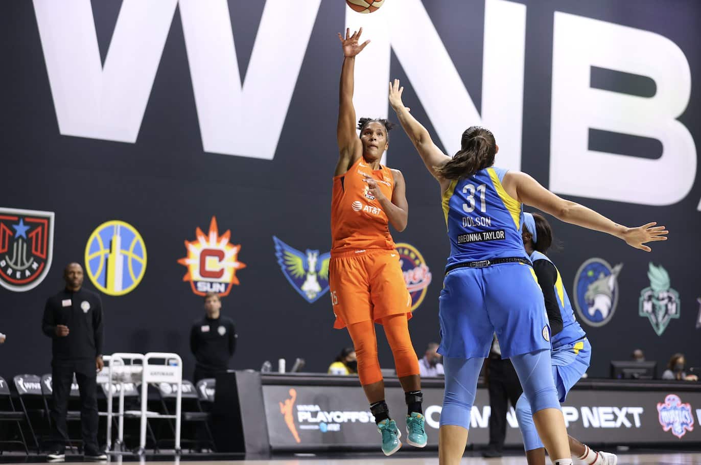 Alyssa Thomas Lifts Connecticut Sun to Second Round After Monster Performance