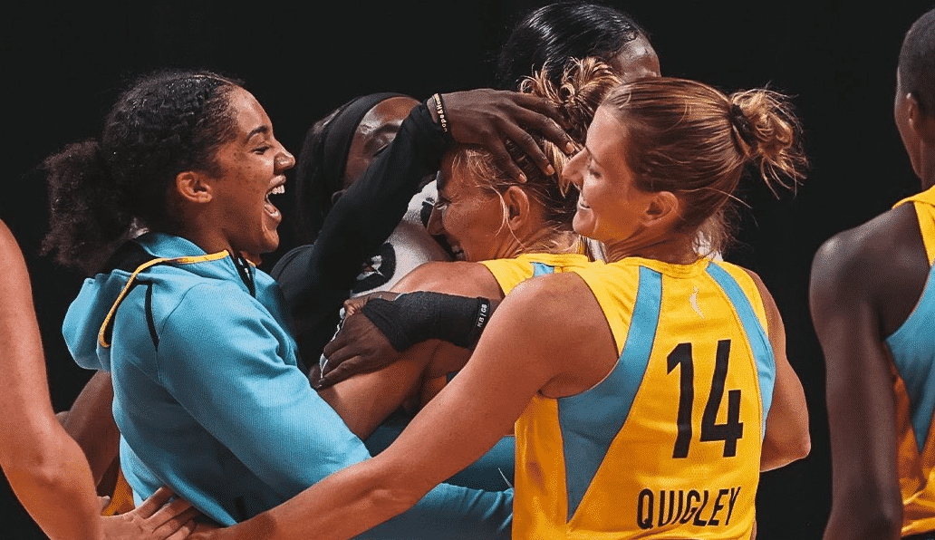 Courtney Vandersloot Breaks WNBA Record With 18 Assists