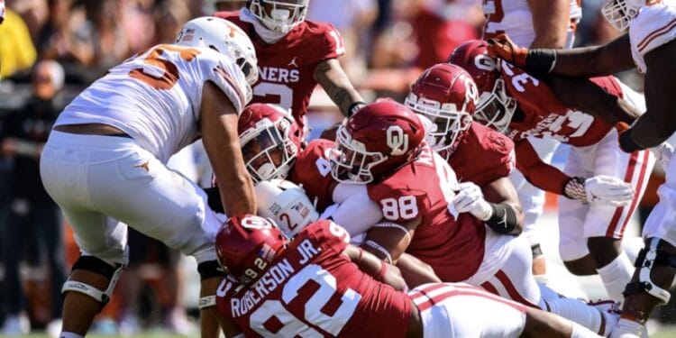 Stop Whining About Big 12 Defenses and Look Around College Football