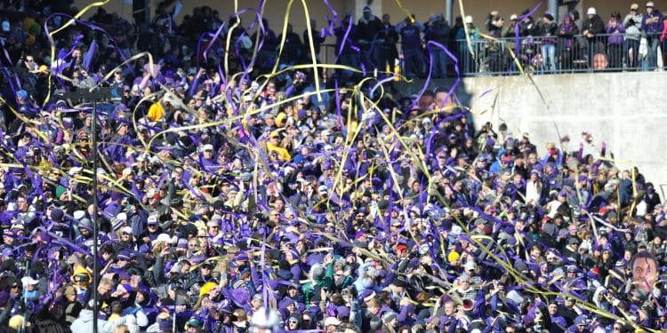 JMU football streamers