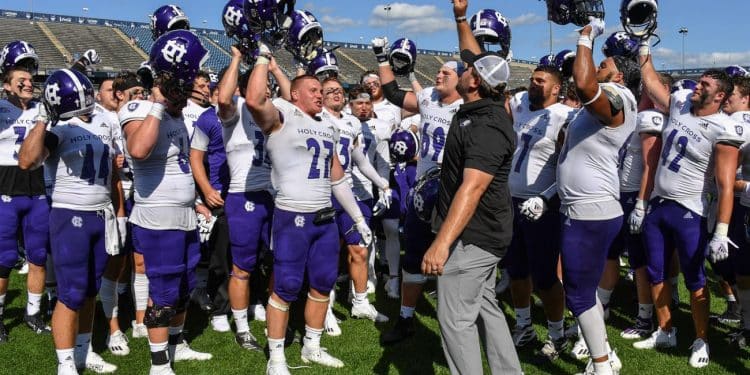 Holy Cross beats UConn