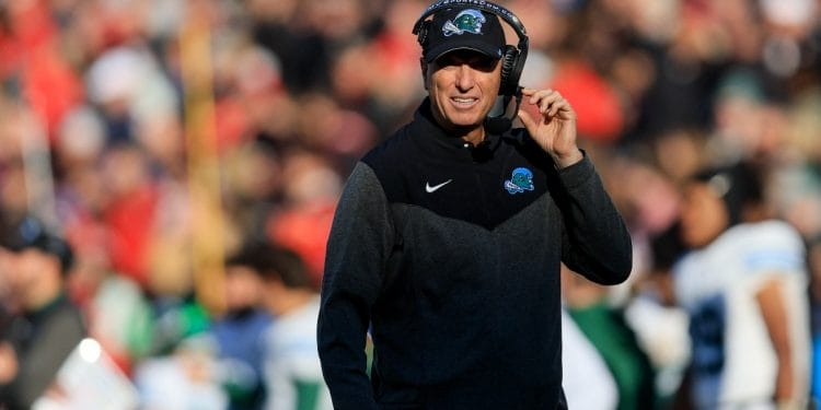 Tulane head coach Willie Fritz