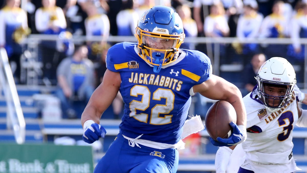 The top 10 returning FCS defensive players for the 2022 season