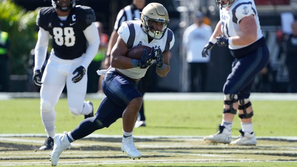 Navy fullback Daba Fofana