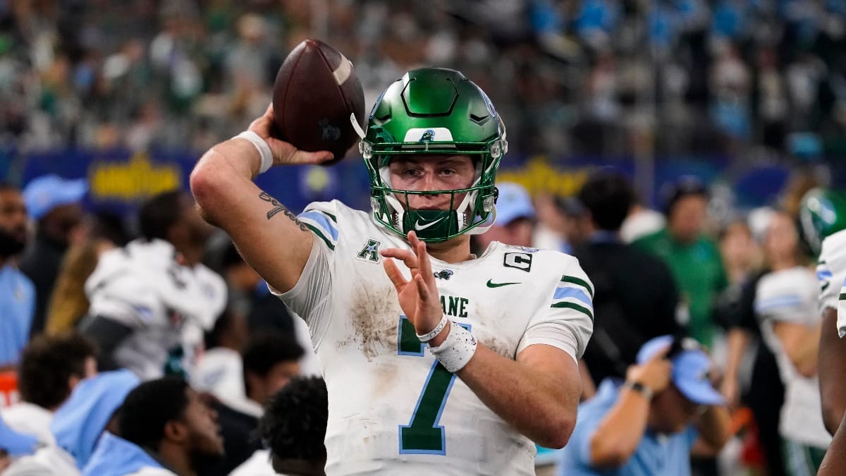 Tulane quarterback Michael Pratt
