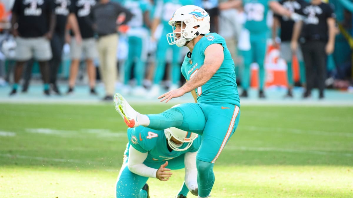 Miami Dolphins kicker Jason Sanders