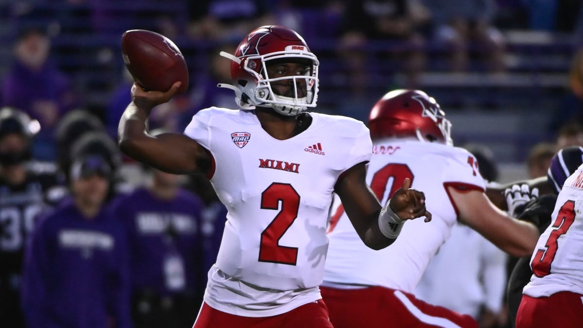 Miami (Ohio) quarterback Aveon Smith