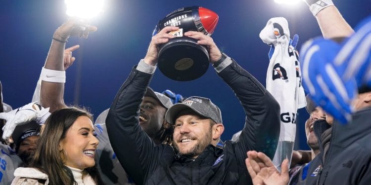 Memphis head coach Ryan Silverfield