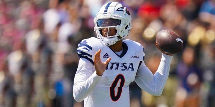 UTSA Roadrunners quarterback Frank Harris