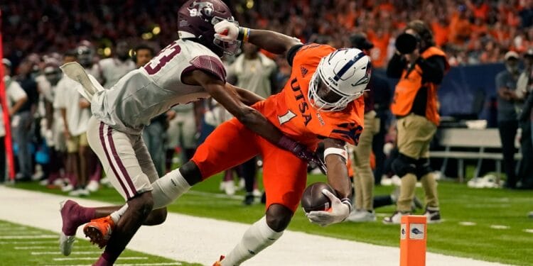 De'Corian Clark