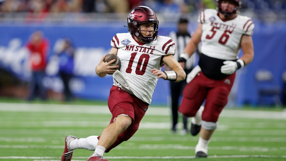 New Mexico State quarterback Diego Pavia
