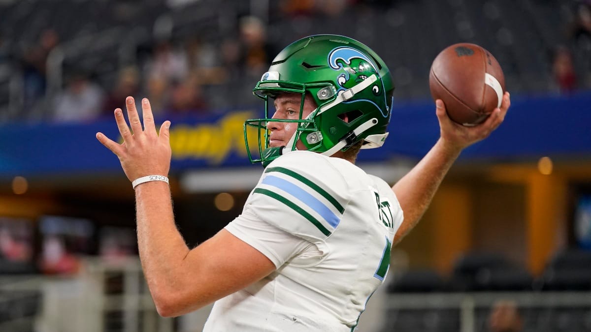 Tulane quarterback Michael Pratt