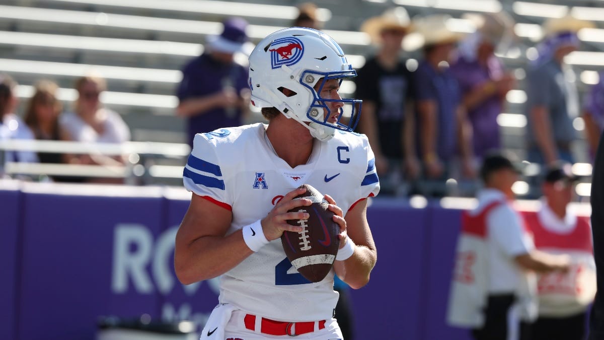 SMU quarterback Preston Stone