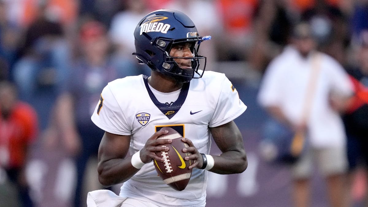 Toledo quarterback Dequan Finn