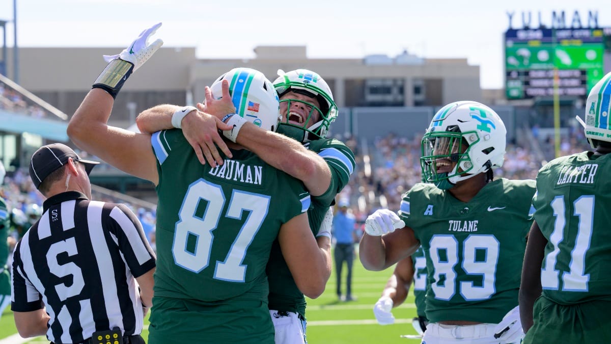Tulane quarterback Michael Pratt