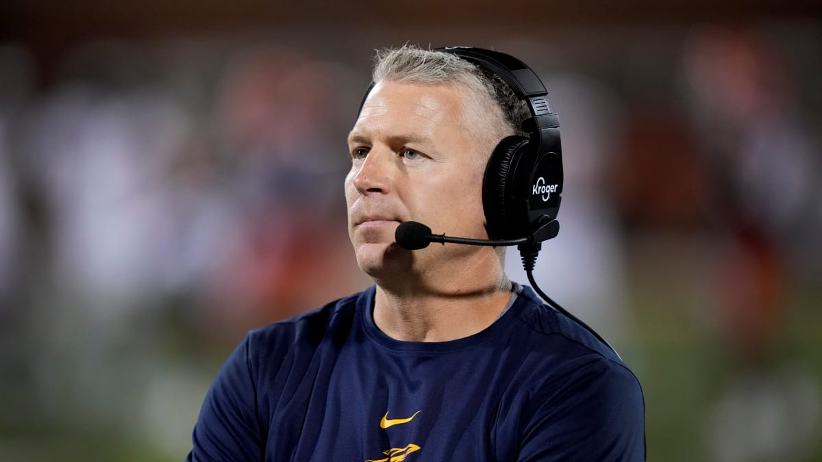 Toledo head coach Jason Candle