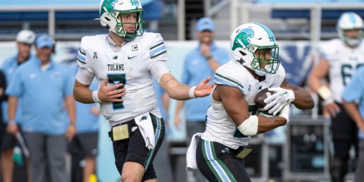 Tulane quarterback Michael Pratt