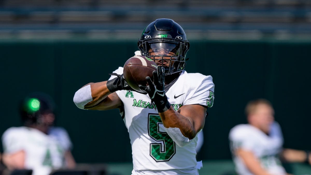 North Texas running back Ayo Adeyi