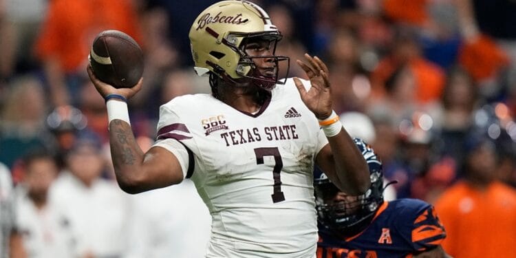 Texas State quarterback TJ Finley