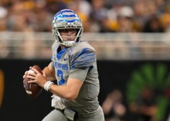Memphis quarterback Seth Henigan