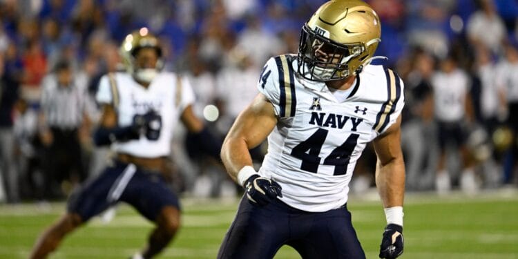 Navy linebacker Colin Ramos