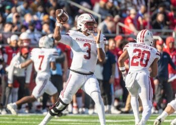 UMass' Taisun Phommachanh