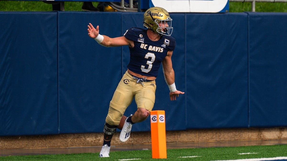 Lan Larison, UC Davis