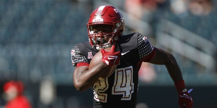 Temple running back Joquez Smith