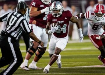 Troy running back Damien Taylor