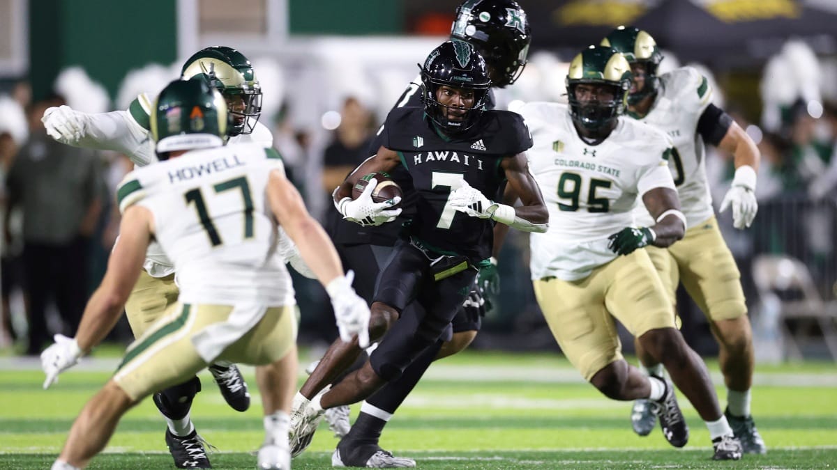 Hawaii wide receiver Steven McBride