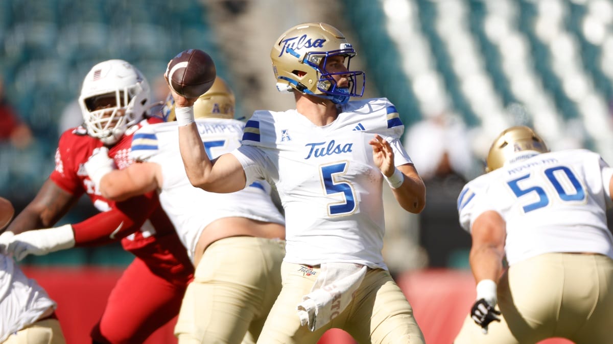 Tulsa quarterback Cooper Legas