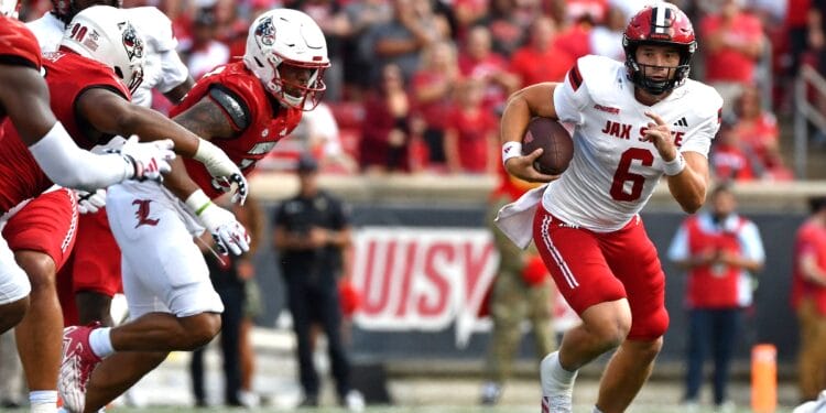 Jacksonville State quarterback Tyler Huff