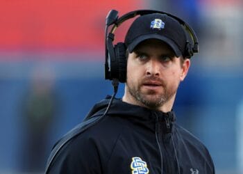 Washington State head coach Jimmy Rogers