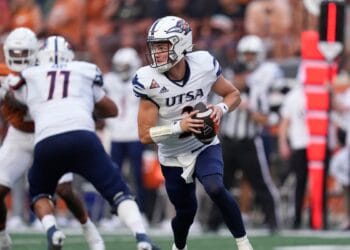 UTSA quarterback Owen McCown