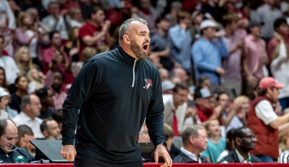 Arkansas State head coach Bryan Hodgson