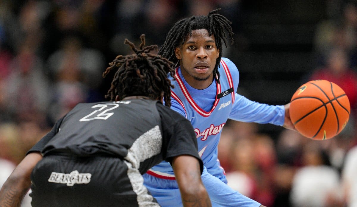 Dayton guard Malachi Smith