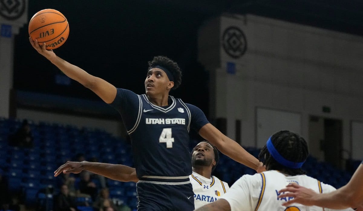 Utah State guard Ian Martinez