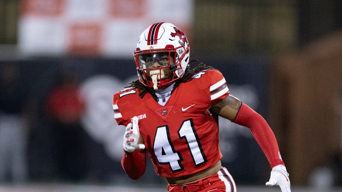 WKU defensive back Alex Ford