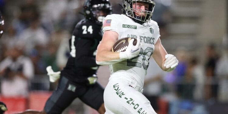 Air Force running back Dylan Carson