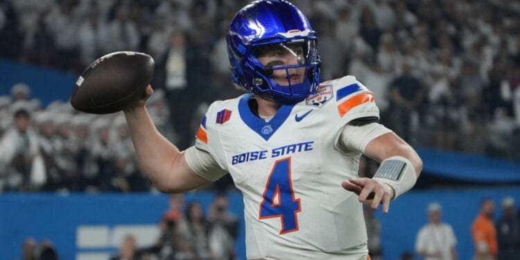 Boise State quarterback Maddux Madsen