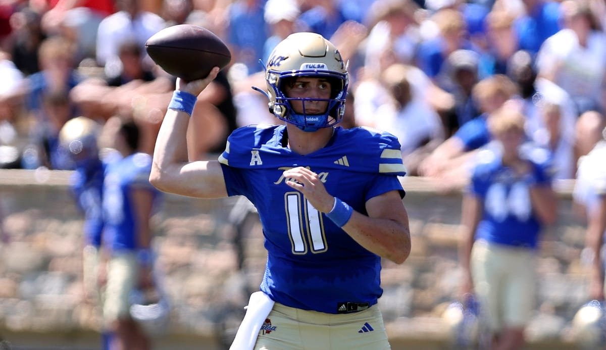 Tulsa quarterback Kirk Francis