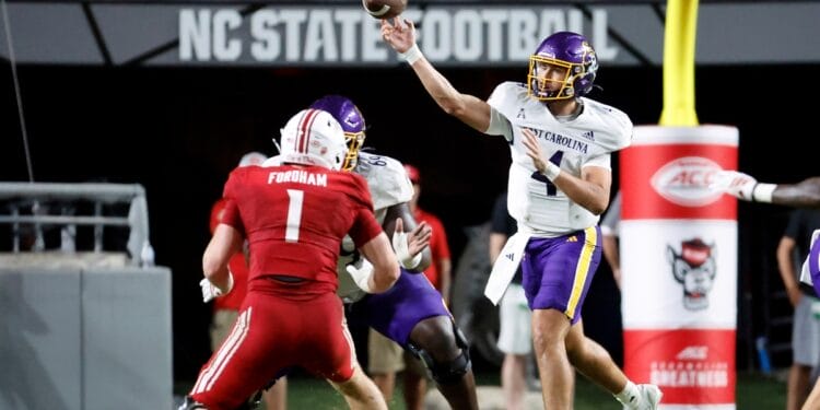 East Carolina quarterback Katin Houser