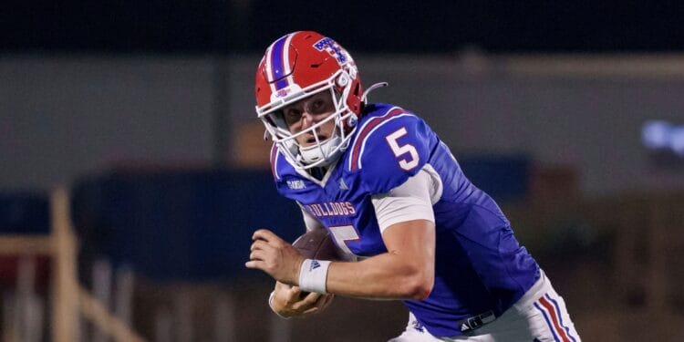 Louisiana Tech quarterback Blake Baker