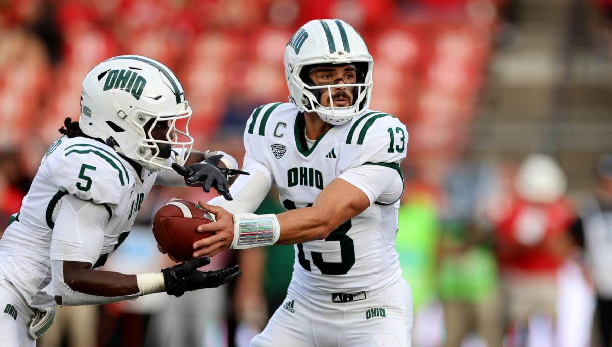 Ohio QB Parker Navarro