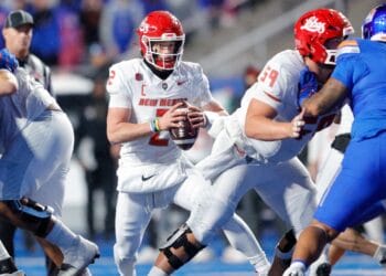 New Mexico quarterback Jack Layne