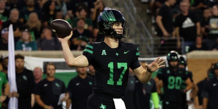 North Texas quarterback Drew Mestemaker