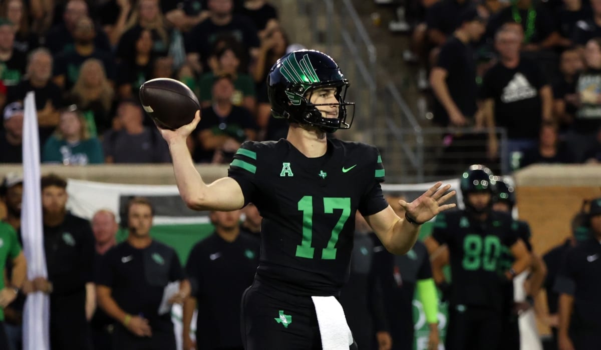 North Texas quarterback Drew Mestemaker