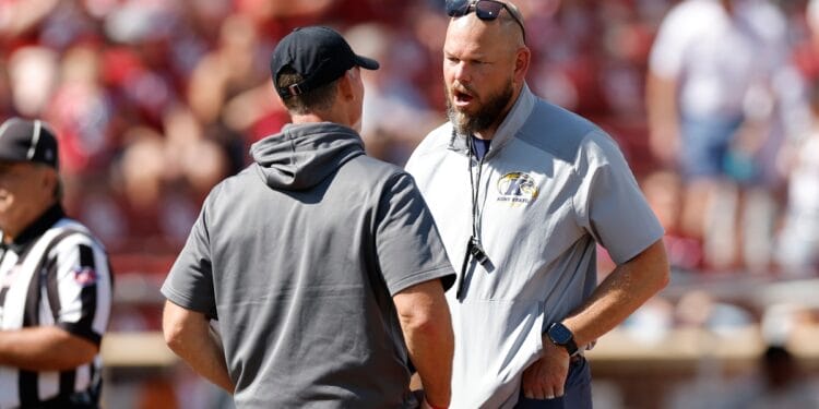 Kent State head coach Mark Carney