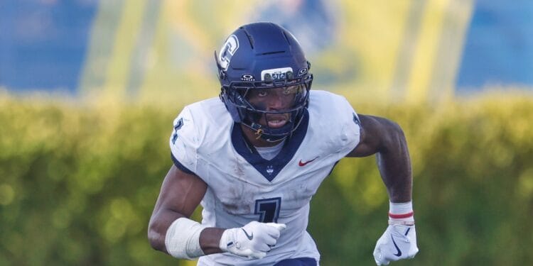 UConn wide receiver Skyler Bell