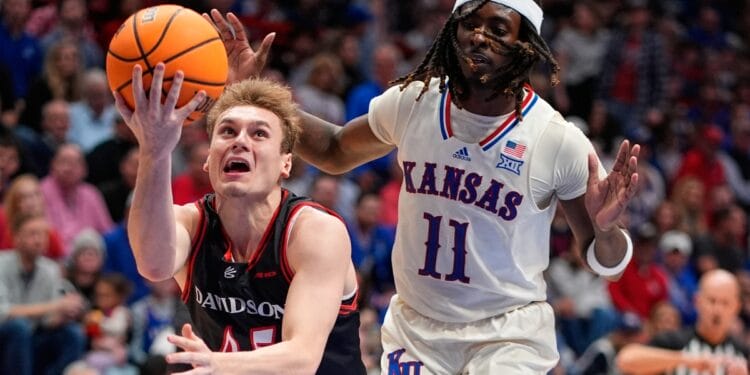 Davidson guard Roberts Blums